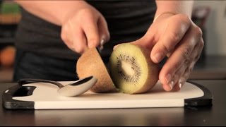 How To Properly Eat a Kiwi in 15 Seconds [upl. by Hollander]