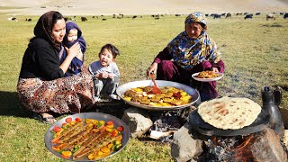 Organic Mountain Village life  Shepherd Mother  Cooking Shepherd Food Village Life of Afghanistan [upl. by Damalus]