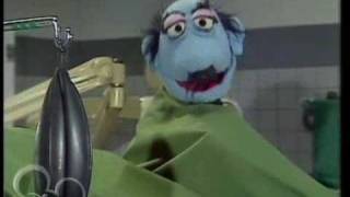 The Muppet Show Veterinarians Hospital  Conga ep510 [upl. by Christos83]