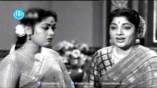 Vimala Movie  Sandhya Rani Suryakantham Savitri Emotional Scene [upl. by Danae]