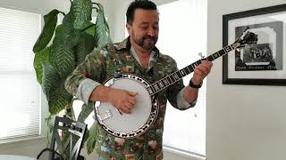 Auld Lang Syne with a twist on a Stelling Staghorn Banjo R Burns B Keith amp M Munford [upl. by Ellevel3]