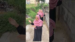 GUYS SEREM ADA IBU IBU JALAN JALAN DENGAN MATA BERDARA [upl. by Mayes]