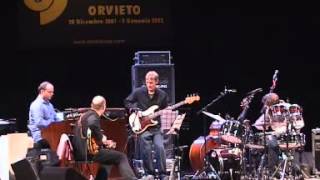 Martin Medeski And Wood Live With John Scofield Umbriajazz 30 12 2001 2 [upl. by Inman]