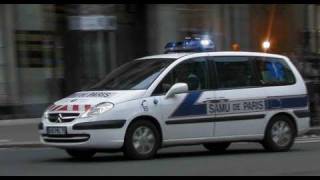 Paris First Response Car Ambulance SAMU [upl. by Sorensen]