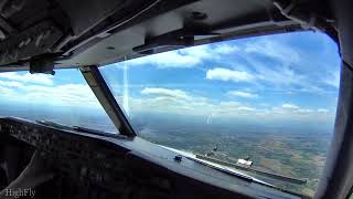 4K Boeing 737 cockpit view landing in Loudres LFBTLDE [upl. by Ahtaela]