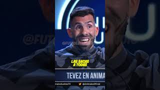 Tevez y lo que hizo luego de caer pres0 en Inglaterra [upl. by Maillw]