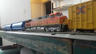 Athearn Genesis 2O Dash 9s [upl. by Pradeep632]