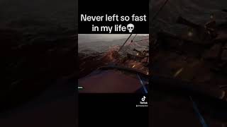 bro left quicker than my dad💀 game games gaming funny meme seaofthieves subnautica [upl. by Meletius]