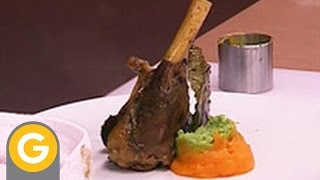 Nueva cocina colombiana  Pernil de cabrito santandereano con puré de arvejas y arracacha [upl. by Namdor]