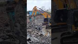 excavator rockbreaker automobile poclain southkorea [upl. by Neliac561]