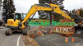 Kaivinkone  Wacker Neuson ET90 [upl. by Wilsey989]