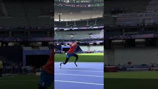 SPRINTEN in Parijs 🏃‍♂️ teamnl paralympics athletics sprint stadedefrance running [upl. by Galang332]