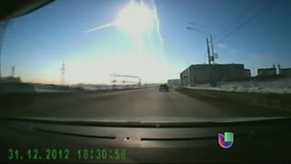 Un meteorito cayó sobre Rusia dispersándose en pequeñas pero peligrosas bolas de fuego [upl. by Groome]