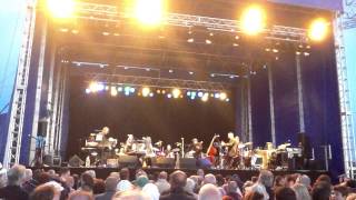 Van Morrison quotGloriaquot 7062013 Dunluce Castle Portrush [upl. by Clive]