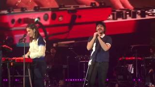 Se Piovesse il Tuo Nome  Calcutta ft Elisa live Palapartenope 26012019 [upl. by Welch]