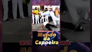 Olha que jogo pegado de Angola capoeira mundodacapoeira artesmarciais [upl. by Irec]