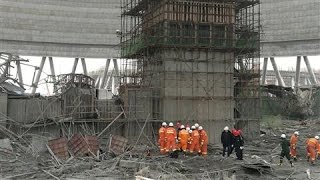 Dozens Killed in Scaffolding Collapse in Eastern China [upl. by Adria]