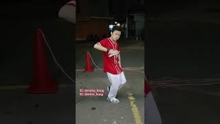 Cowok ganteng dance on the floor  pria tampan super cool kesayangan cici cantik  cewek sombong [upl. by Thomson]