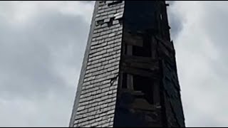 VIDÉO En LoiretCher la foudre a fait des dégâts népargnant pas le clocher dune église [upl. by Roze]