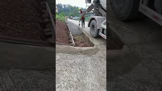 Road shoulder concrete hardening process [upl. by Waller]