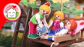 Playmobil Familie Hauser  das neue Baumhaus  Geschichte mit Lena und Anna [upl. by Aimet355]