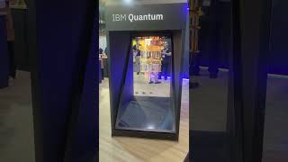 IBM Quantum  La computación cuántica de IBM en forma de holograma shorts DES Málaga linux it [upl. by Nwahsyar]