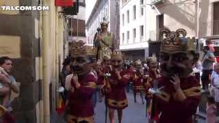 Olot Festes del Tura 2014 Gegants dOlot de lHospici a la Plaça Major 07092014 [upl. by Wier889]