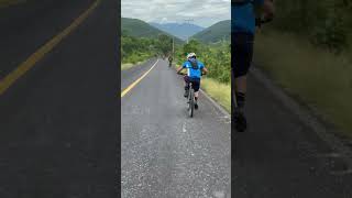 Descenso por carretera de jalapa hacia Chilpancingo Gro mtb bicycle descensomtb mountainbike [upl. by Yunfei]