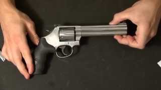 Revolver Smith amp Wesson 686  Review Deutsch [upl. by Center]