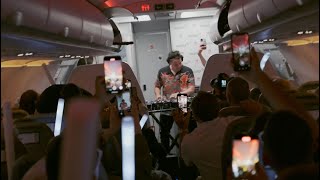 Volotea surprises its passengers with a inflight DJ set [upl. by Yerfej]