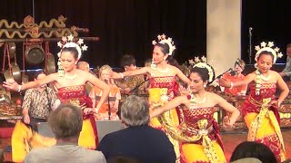 Gambyong Pangkur  Siswa Sukra  Southbank Gamelan Wedding Chimes 2015 [upl. by Leeban]