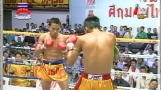 Deachkalon Sor Sumalee VS Yotanoo Dao Paedreaw The Mall Bangkok c 2004 [upl. by Gnik]