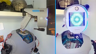 Robot face with Makeblock Me LED Matrix MDi 4 head preview [upl. by Ecnaiva]