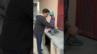 अकेला मिला 😥😥😥 emotional motivation humanity shortsfeed respectshorts trending viral [upl. by Etyak10]