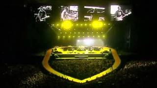 quotWhere The Streets Have No Namequot U2 Live from Slane Castle Ireland 2001 [upl. by Jeffers]