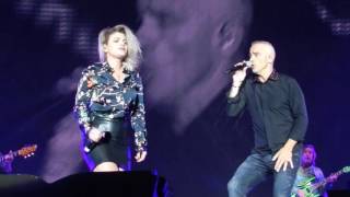 Eros Ramazzotti amp Emma Marrone Cose Della Vita 20 Dicembre 2016 Mediolanum Forum Milano [upl. by Icats]