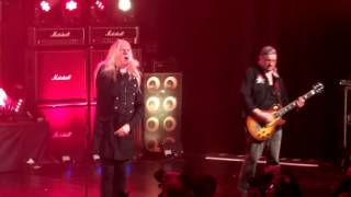 SAXON  Battering Ram  Heavy Metal Thunder  PARIS  Le Trianon  Nov 14 2016 [upl. by Massarelli992]