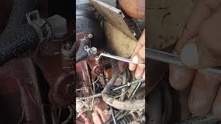 Brake air bleeding 4hf1 4HG1 disel engine shot video viral brakebooster [upl. by Eedrahc133]