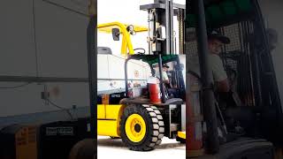 Forklift warmup videocheck dailyforklift shortsvideo skills youtubeshorts [upl. by Aleina]