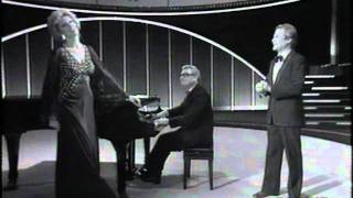 Iva Zanicchi e Alighiero Noschese  Medley musicale 1975 [upl. by Cybil]