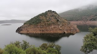 Cijara mágico Cerro de las 4 provincias Toledo Ciudad real Cáceres y Badajoz [upl. by Truda]