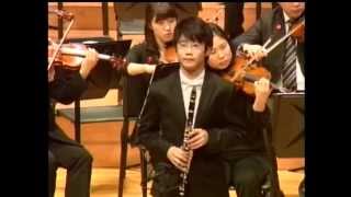 Han Kim plays Mozart Clarinet Concerto K622  2nd movement [upl. by Coveney875]