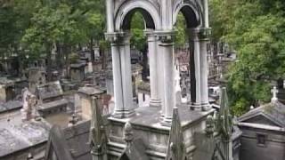 Onvergankelijk Parijs  Cimetière de Montmartre Andy Arnts [upl. by Awjan386]