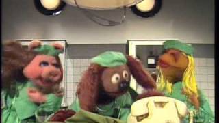 The Muppet Show Veterinarians Hospital  Telephone [upl. by Jackqueline6]