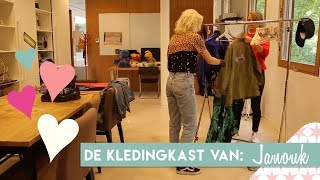 VROEGER DROEG IK OOK WAT IK MOOI VOND  DE KLEDINGKAST VAN JANOUK [upl. by Akiram]