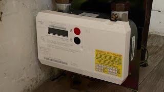 How to get a meter reading on a Landis Gyr G470 gas meter [upl. by Nagn]