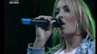 Sarah Connor  quotBouncequot LIVE  NRJ In The Park 16082003 [upl. by Garv]