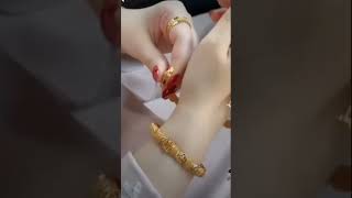 Bole mera kangna tere gold bangles design 22k gold kanganshorts shortvideo goldjewellerybridal [upl. by Moriah]