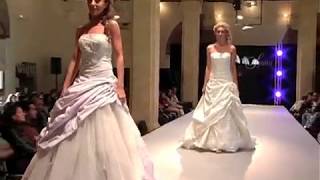 Abiti da Sposa Guia Fashion  Sfilata Bologna Si Sposa [upl. by Murage812]