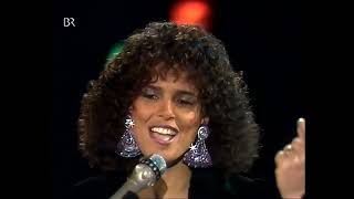 SHARI BELAFONTE amp CHRIS NORMAN  I Want To Be Needed Vier Gegen Willi 12031988 [upl. by Yeniffit]